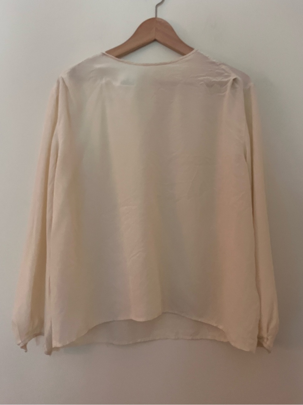 Vintage 💯 Silk